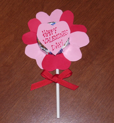 Valentine Craft Ideas on You   Ll Find The Directions For Making This Valentine Flower Here