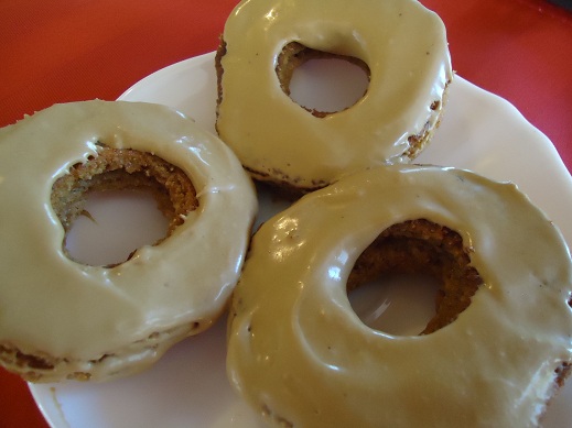 caramel_frosted_donut_2