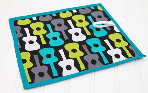 guitar_chalkboard_mat